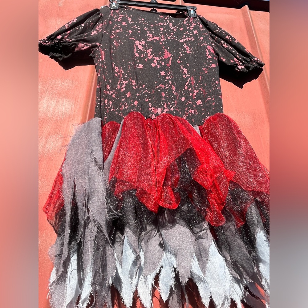 Adult Horror Clown Costume Size M USED JUST DRESS - Picture 9 of 9